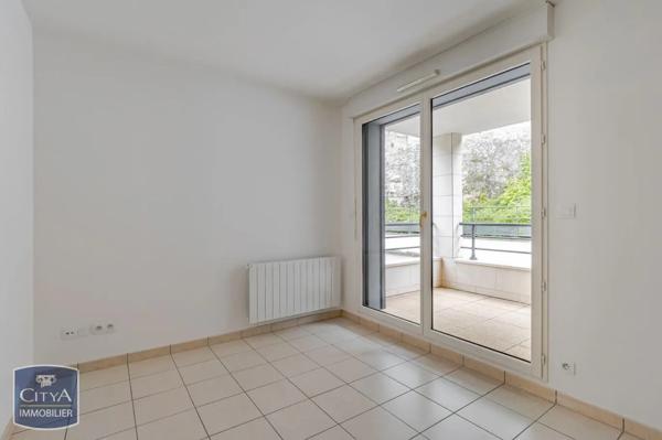 Appartement à louer 2 pièces 45.06m² Tours (37100)