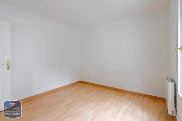 Appartement à louer 2 pièces 45.06m² Tours (37100)