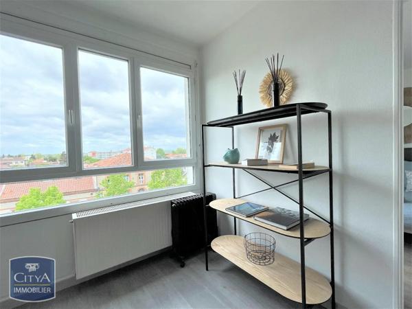 Appartement à louer 3 pièces 52.54m² Montauban (82000)