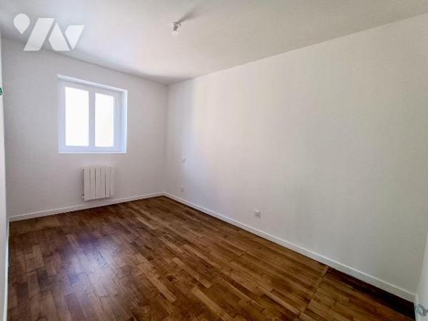 NOUVEAUTE ET EXCLUSIVITE TRENTE CINQ NOTAIRES : MAISON/ APPARTEMENT T3 - 49.07 M²- centre ville...