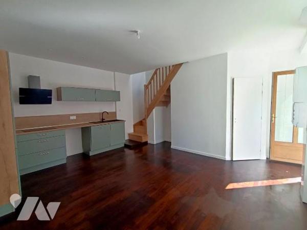 NOUVEAUTE ET EXCLUSIVITE TRENTE CINQ NOTAIRES : MAISON/ APPARTEMENT T3 - 49.07 M²- centre ville...
