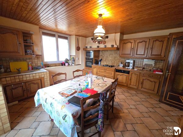 Maison - À vendre - 212 m² - LANQUES-SUR-ROGNON | The Door Man