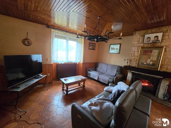 Maison - À vendre - 212 m² - LANQUES-SUR-ROGNON | The Door Man