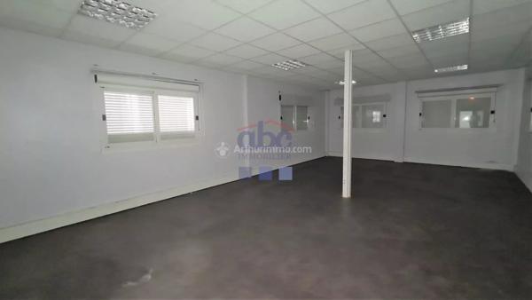 Location Bureau 31 pièces 1062 m2 à Albi
