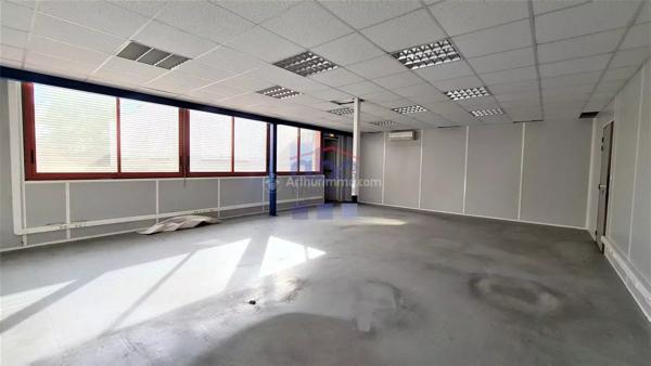 Location Bureau 31 pièces 1062 m2 à Albi