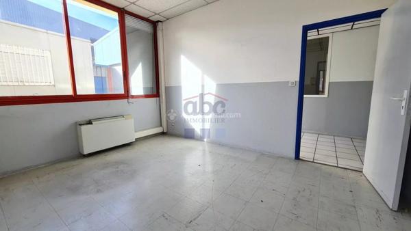 Location Bureau 31 pièces 1062 m2 à Albi