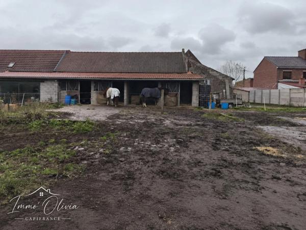 CORPS DE FERME D'EXCEPTION CHARME, VOLUME ET AUTHENTICITÉ