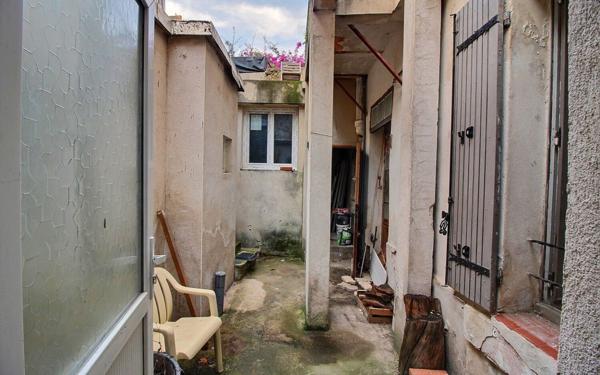 Maison à vendre    6 pièces •  Marseille 3