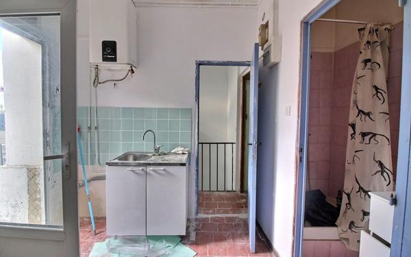 Maison à vendre    6 pièces •  Marseille 3