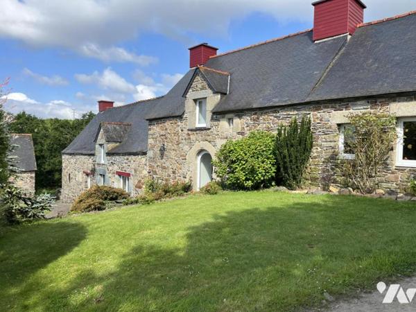 LONGERE MUR DE BRETAGNE