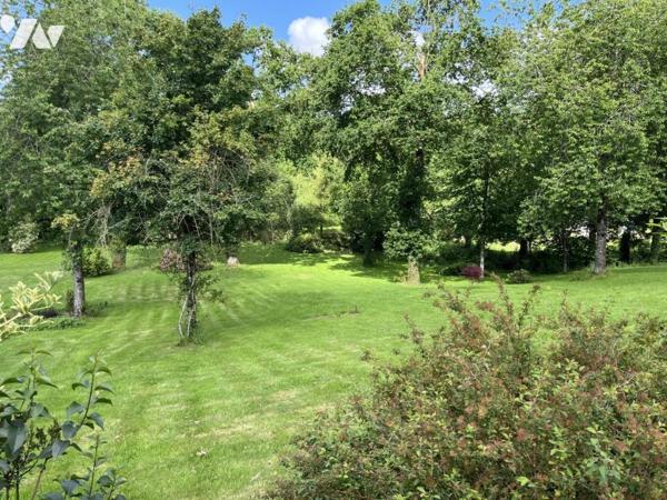 LONGERE MUR DE BRETAGNE