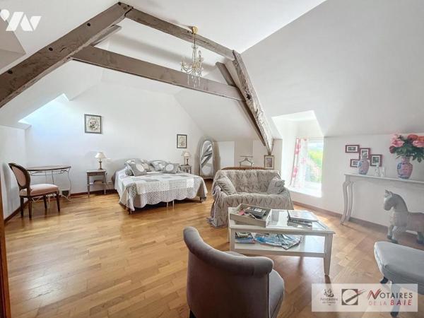 LONGERE MUR DE BRETAGNE