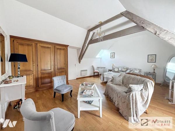 LONGERE MUR DE BRETAGNE