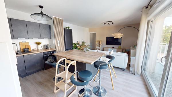 Appartement Romainville 3 pièce(s) 64.05 m2