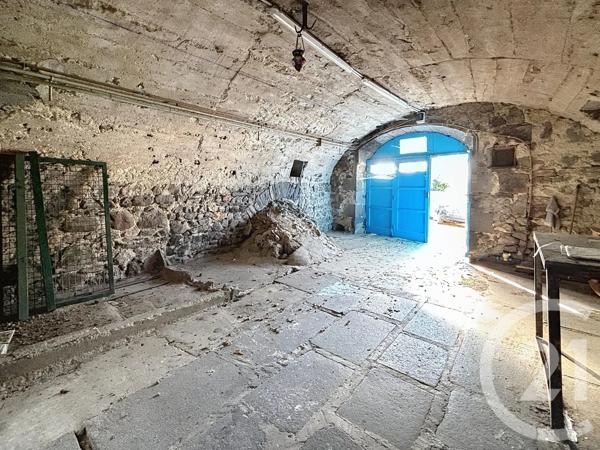 Maison à vendre  5 pièces - 103,40 m 2   ENVAL  - 63