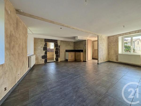 Maison à vendre  5 pièces - 103,40 m 2   ENVAL  - 63