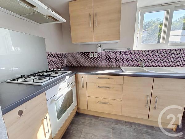 Maison à vendre  5 pièces - 103,40 m 2   ENVAL  - 63