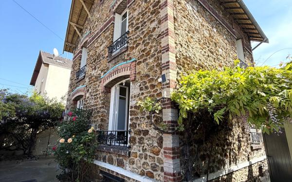 Maison à vendre    5 pièces •  Aubervilliers