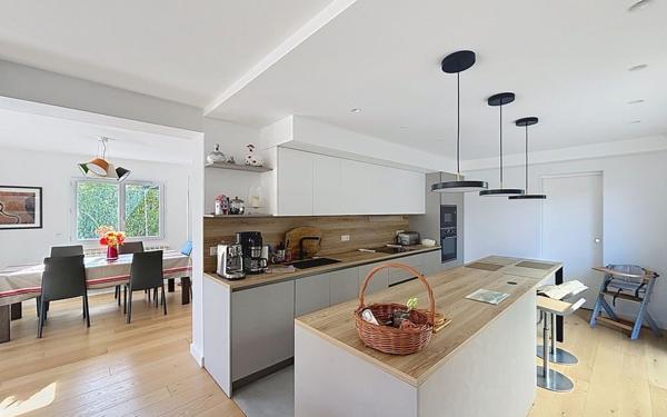 Maison à vendre    6 pièces • 155 m2 Anglet