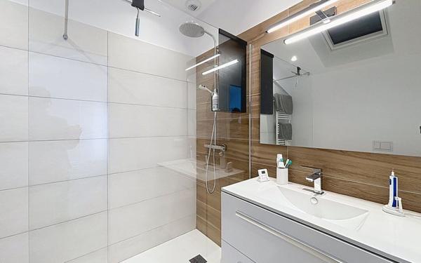 Maison à vendre    6 pièces • 155 m2 Anglet