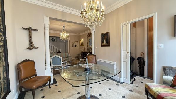 Vichy (03200) Vente en Nue-Propriété par Monsieur 88 ans et Monsieur 77 ans - Maison rénovée, Vichy Opéra.