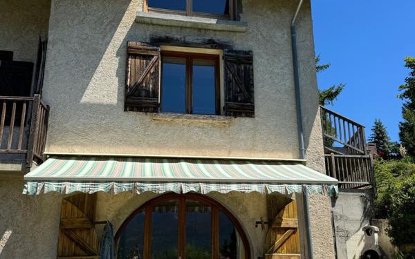 Maison à vendre    6 pièces • 171,95 m2 Embrun