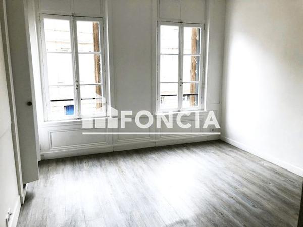 Location Studio 24.45 m² - 4 PLACE RESTOUT Rouen 76000