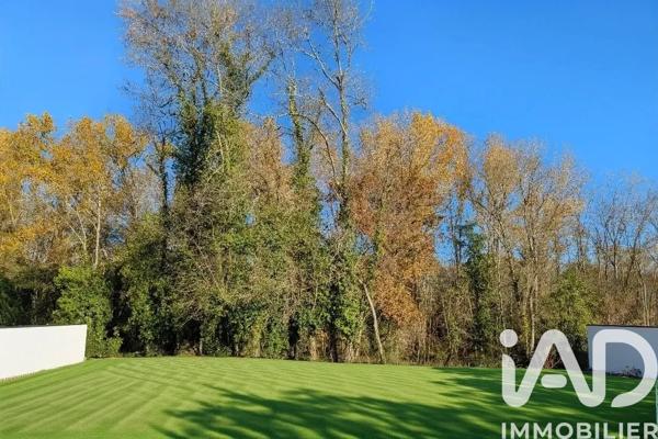 Maison à vendre 5 pièces 120 m² Saint-Seurin-sur-l'Isle