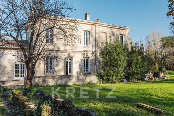 Maison de Maître à proximité de Bordeaux donnant sur la Garonne