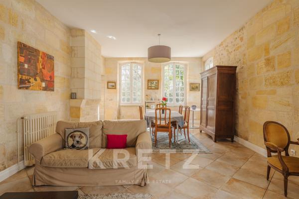 Maison de Maître à proximité de Bordeaux donnant sur la Garonne