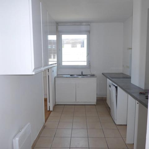 Chartres agglomération bel appartement 3 chambres Terrasse triple exposition de 60m2.