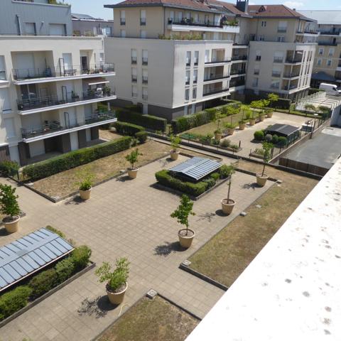 Chartres agglomération bel appartement 3 chambres Terrasse triple exposition de 60m2.