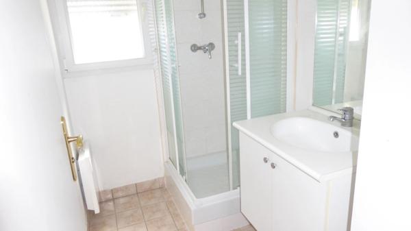 Chartres agglomération bel appartement 3 chambres Terrasse triple exposition de 60m2.