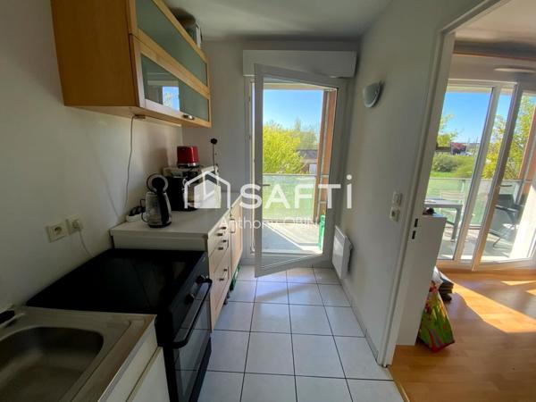Appartement T3, balcon 22m², place de parking, très lumineux, proche faculté de médecine