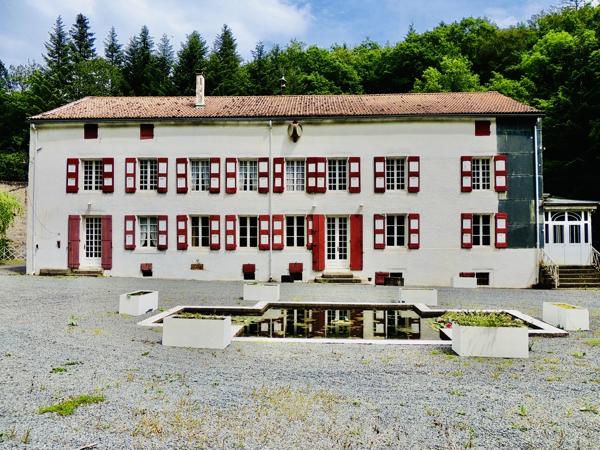 Maison 11 pièces - 400 m² Exclusivité efficity