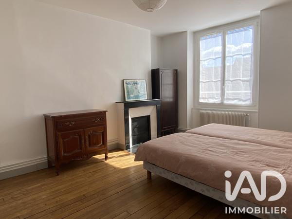 Location appartement 3 pièces 71 m² Orléans