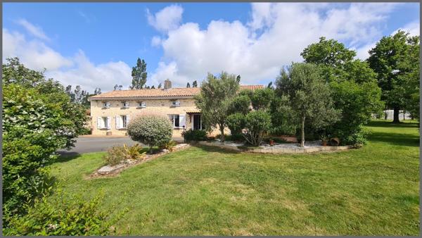 Maison à LE PIN, 79140 - 8 pièces 117m²