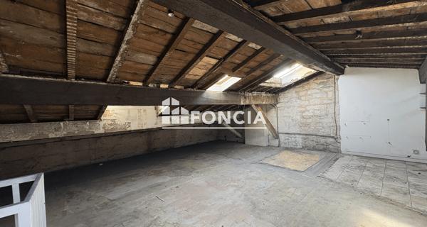 À vendre Studio 42.52 m² - Bordeaux 33000
