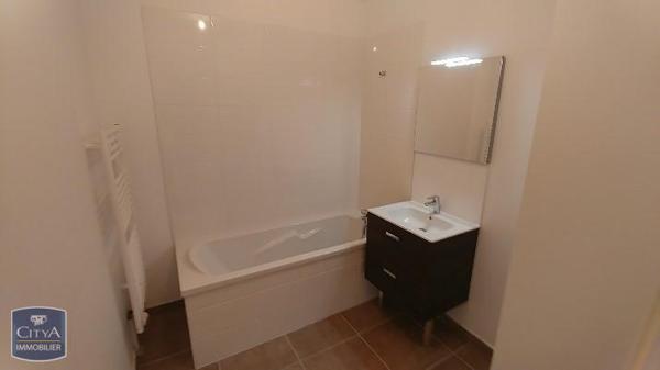 Appartement à louer 4 pièces 86m²