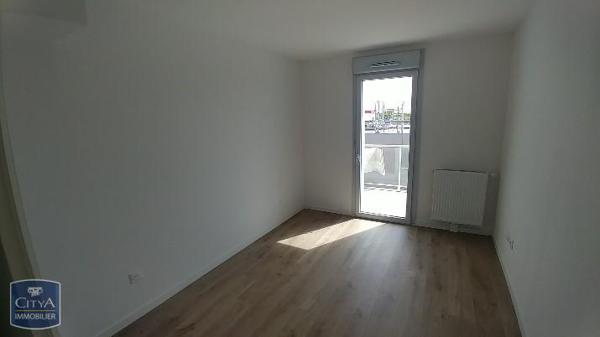 Appartement à louer 4 pièces 86m²