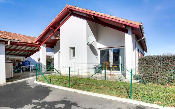 Maison à vendre    4 pièces •  Villefranque