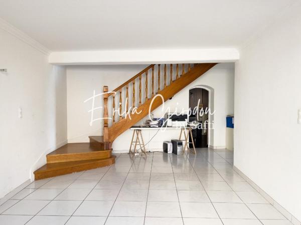 Maison de ville avec jardin et garage