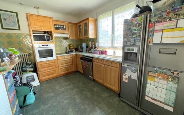 Maison à vendre    6 pièces •  Saintry-sur-Seine