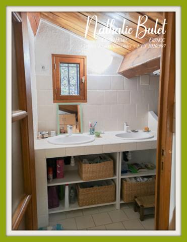 À vendre : Charmante Maison en Pierre - Un Havre de Paix à SAINT PONS DE THOMIERES (34)