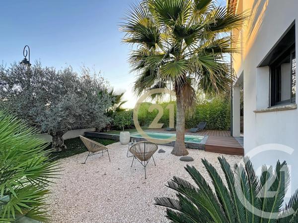Maison à vendre  6 pièces - 182,95 m2 UZES - 30