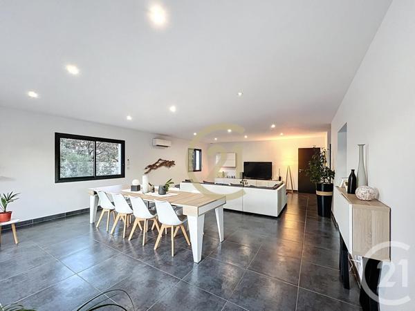 Maison à vendre  6 pièces - 182,95 m2 UZES - 30