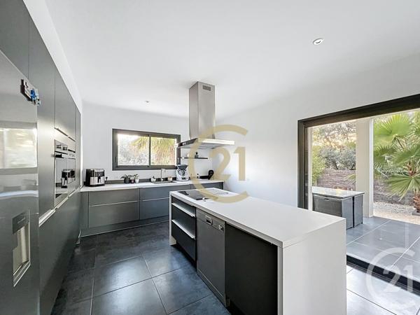 Maison à vendre  6 pièces - 182,95 m2 UZES - 30