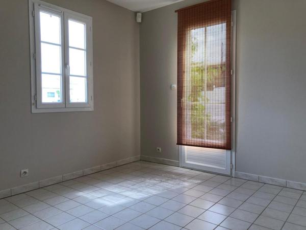 Maison à MONTAMISE, 86360 - 6 pièces 156m²