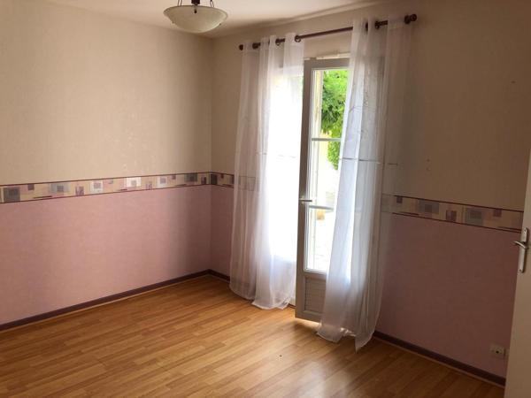 Maison à MONTAMISE, 86360 - 6 pièces 156m²