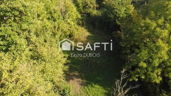 Terrain 877 m² idéal loisirs/jardin